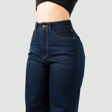 Cargar imagen en el visor de la galería, JEANS MOM FLARE REF 1448
